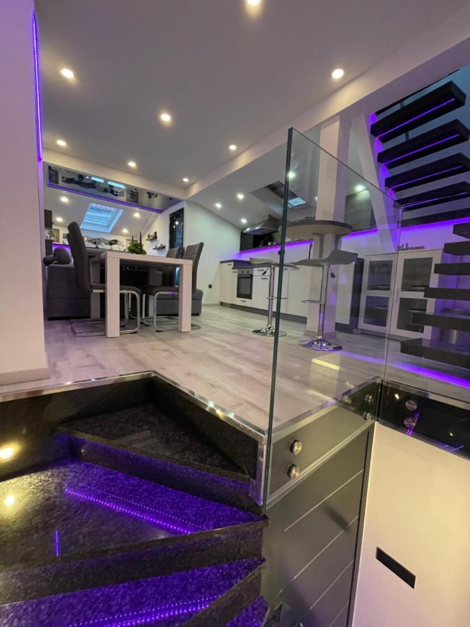 Star Apartment Пиран Экстерьер фото